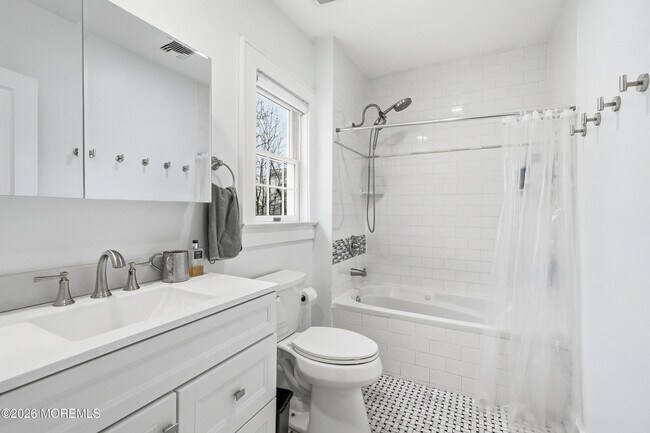 Building Photo - 14 Norwood Ct