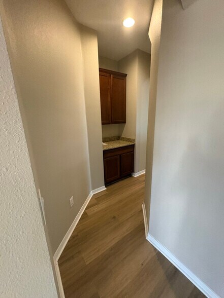 Building Photo - 1106 Fennel Green Dr