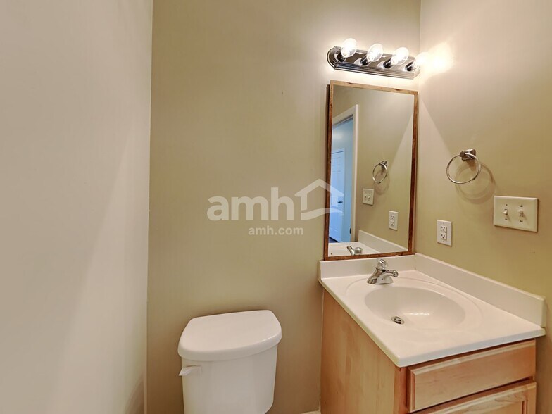 Building Photo - 4201 Bay Rum Ln