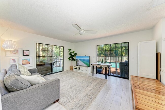 Building Photo - 8102 17th Ave W