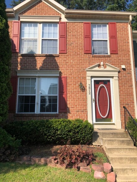 Building Photo - 7812 Foxfarm Ln