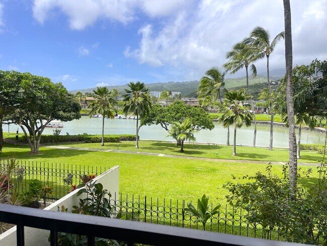 Building Photo - 500 Lunalilo Home Rd