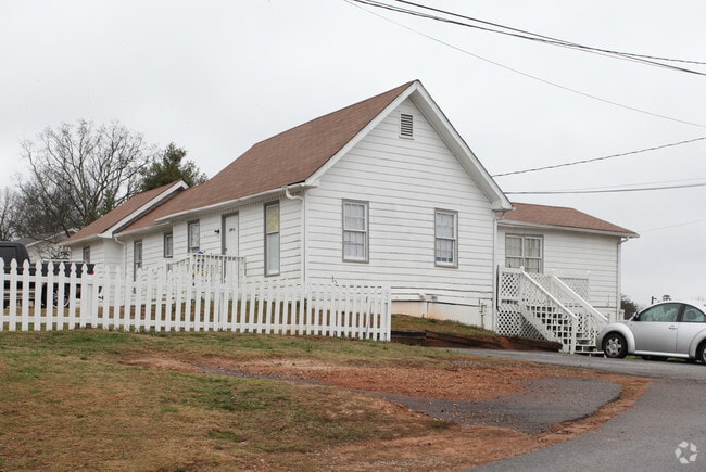 Building Photo - Ridge View Manor Apartments