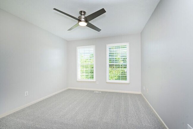 Building Photo - Stunning 6 Bed 3.5 Bath Carmel Home With Finished Basement an Fenced Yard!