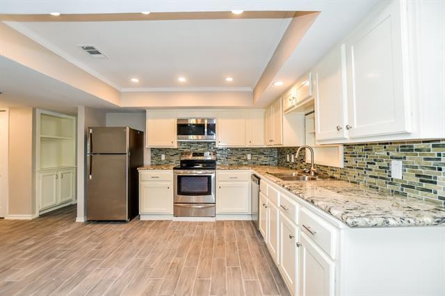 Building Photo - 2902 Branch Oaks Dr