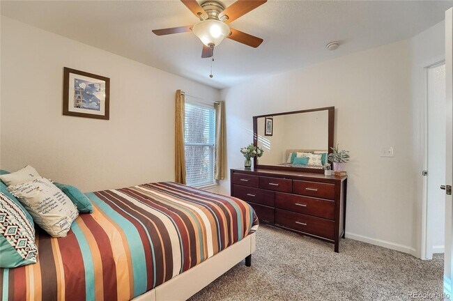 Building Photo - 1320 61st Ave