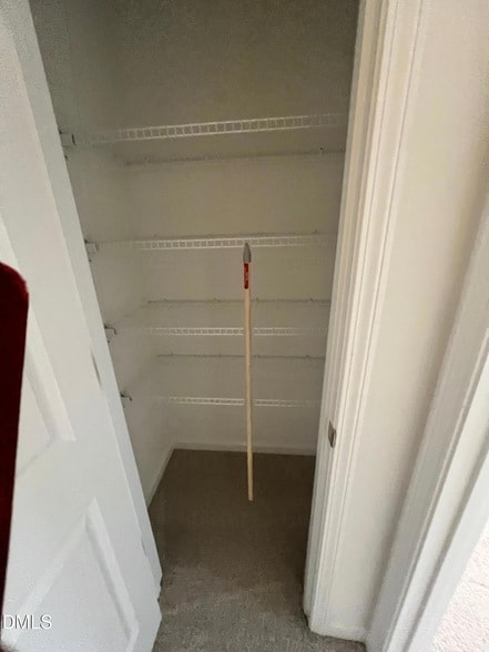 Building Photo - 2305 Oakwood Mdws Ct