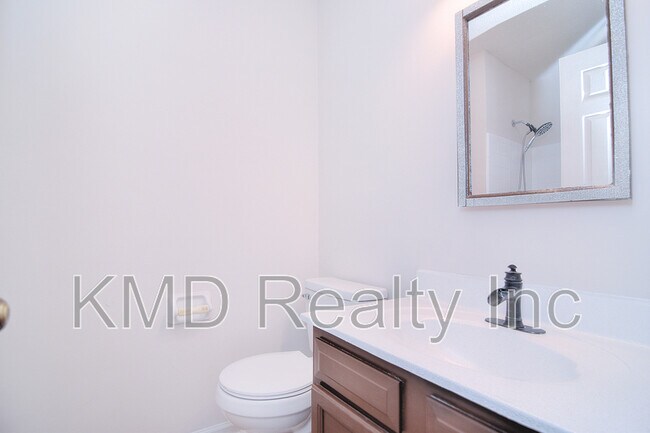 Building Photo - 6120 Meadow Rose Ln