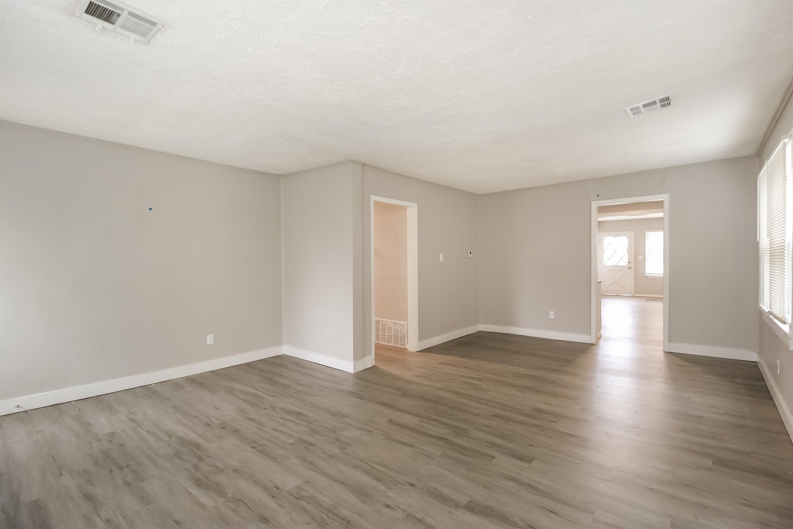 Building Photo - 1420 NW 94th St