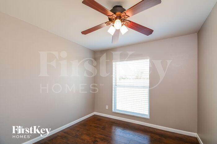 Building Photo - 8725 W Ironwood Dr