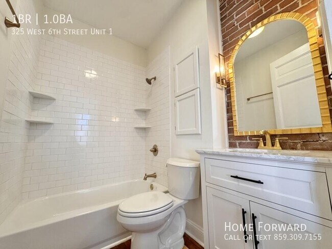 Building Photo - 325 W 6th St