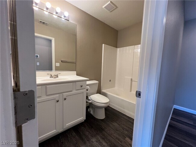 Building Photo - 10973 Sardinia Sands Dr