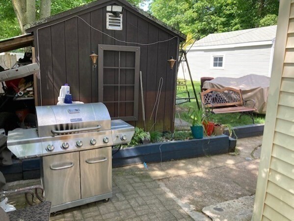 Building Photo - 14 Shakespeare Rd