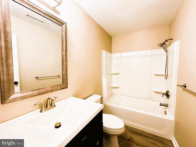 Building Photo - 42 Michael Rd