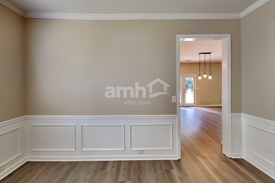 Building Photo - 5235 Fieldgate Ridge Dr