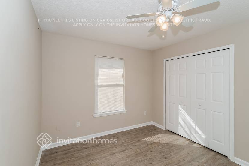 Building Photo - 1565 W Windy Willow Dr