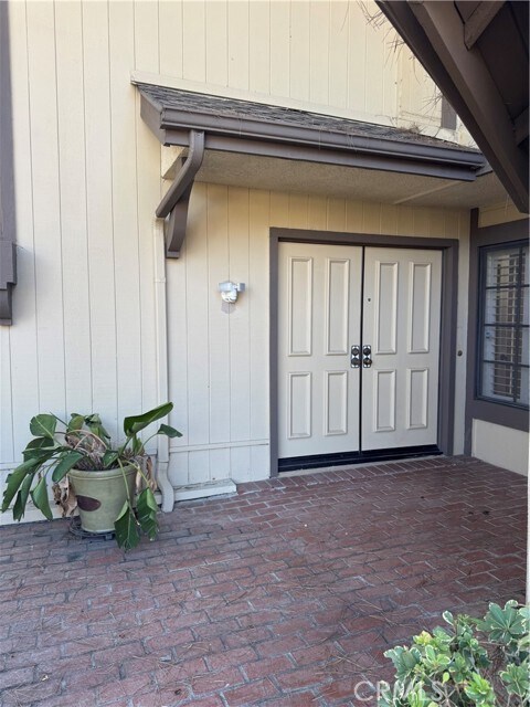Building Photo - 2310 Applewood Cir