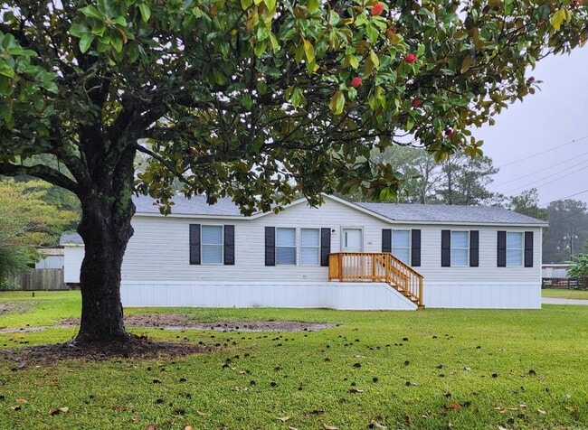 Building Photo - Coming Soon (December 2025)!! Beautiful 3 bedroom, 2 bath mobile home