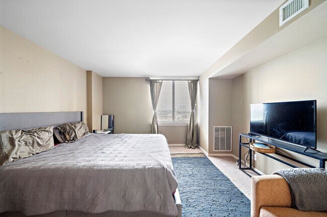 Building Photo - 3525 Sage Rd