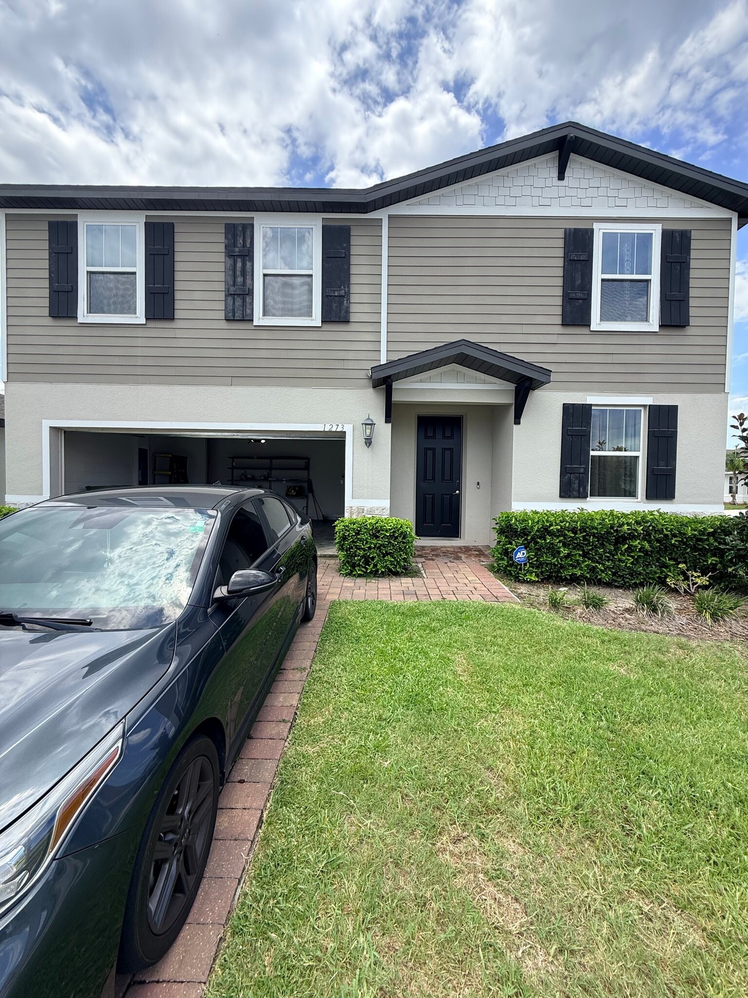 Building Photo - 1273 Zambrana Ct