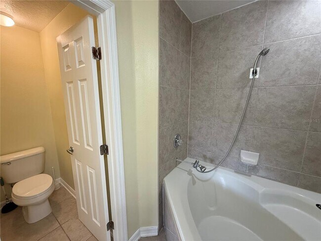 Building Photo - 121 Melissa Pl