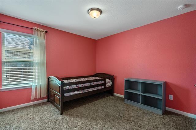 Building Photo - 1215 Cres View Dr