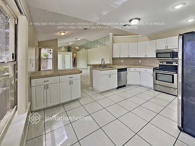 Building Photo - 2997 Myrtle Oak Cir