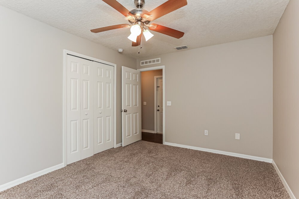 Building Photo - 12202 Glenn Hollow Dr