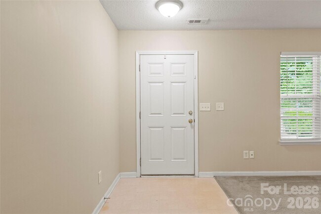 Building Photo - 148 Mangum Cir