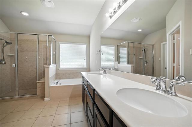 Building Photo - 1402 Palasades Ct