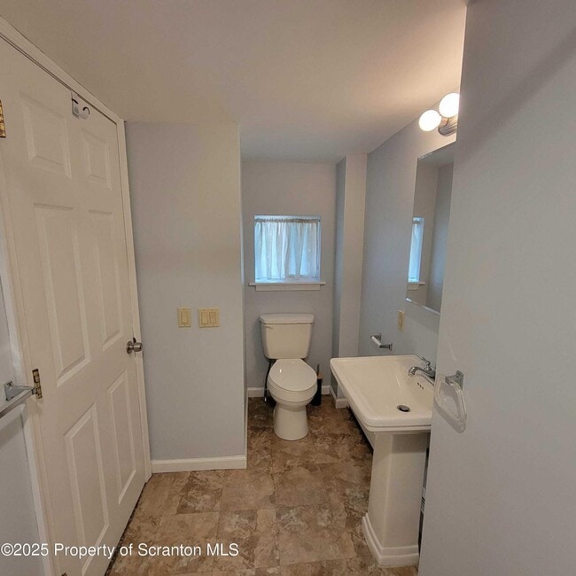 Building Photo - 1756 Nay Aug Ave