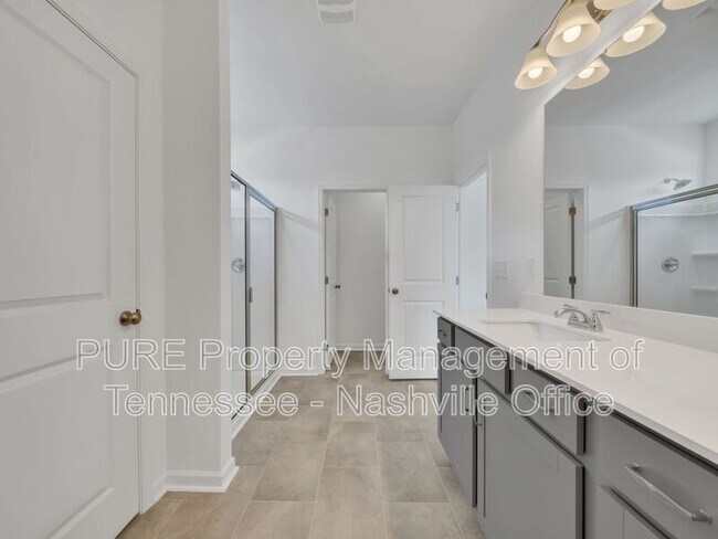 Building Photo - 917 Andasia Wy