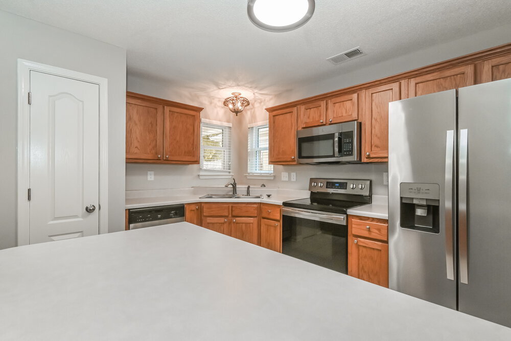 Building Photo - 9217 Lazzini Cove