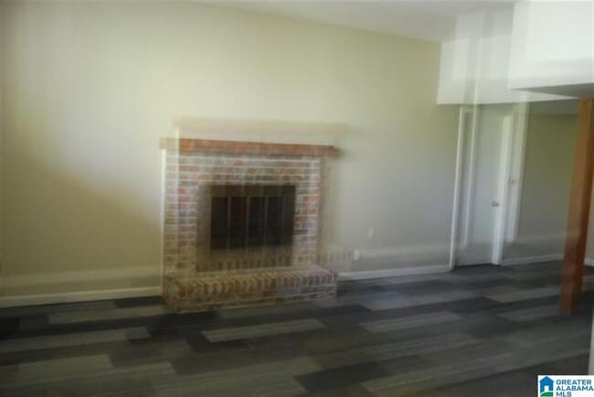 Building Photo - 5136 Selkirk Dr