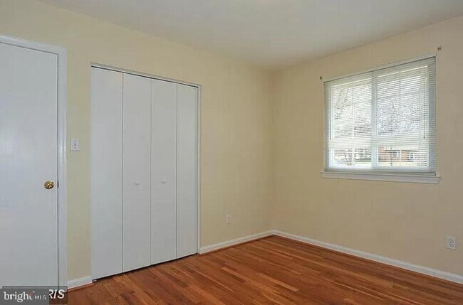 Building Photo - 8707 Greystone Pl