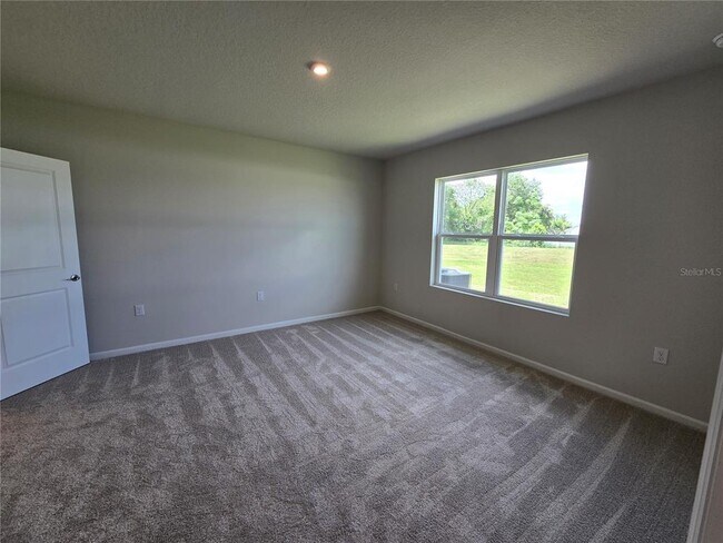 Building Photo - 456 Voltaire Dr