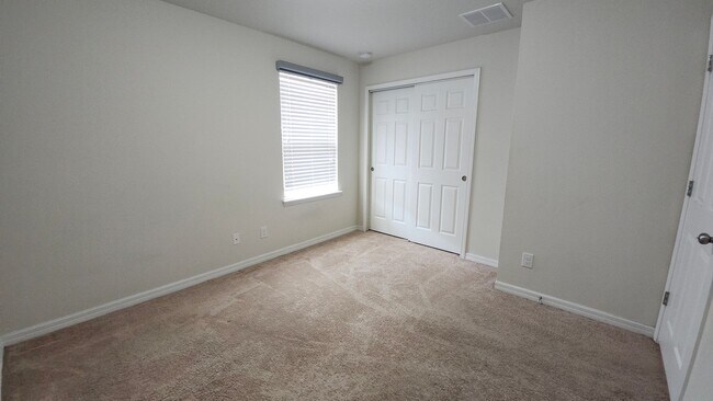 Building Photo - Beautiful Single-Family Home