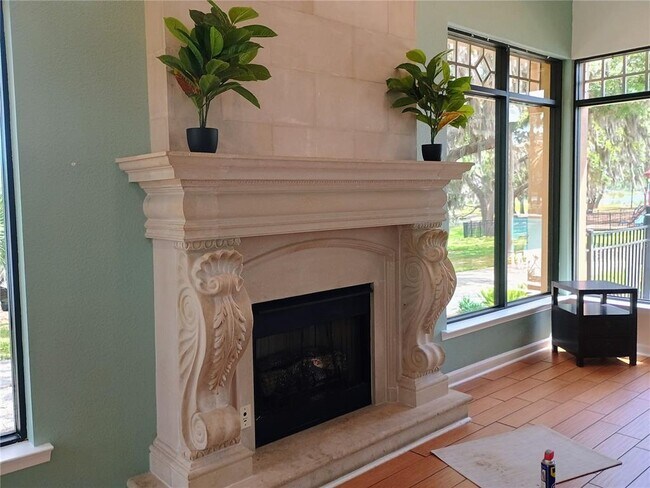 Building Photo - 14084 Bridgewater Crossings Blvd