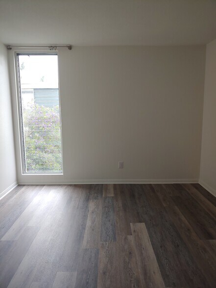 Building Photo - 3700 Dean Dr