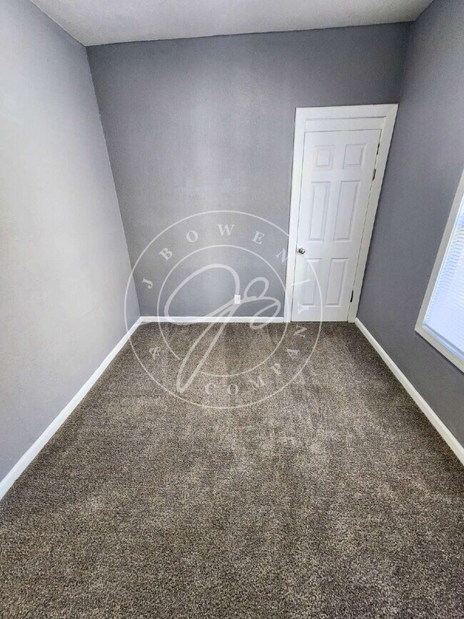 Building Photo - Basically, Brand New! Open Layout 1-Story ...