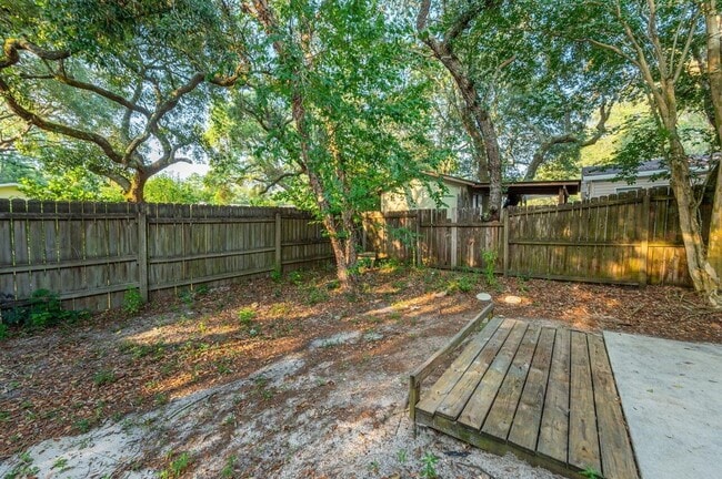 Building Photo - 1838 Shay-Lin Ct