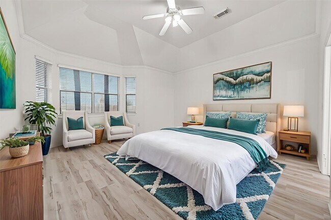 Building Photo - 14914 W Bend Dr