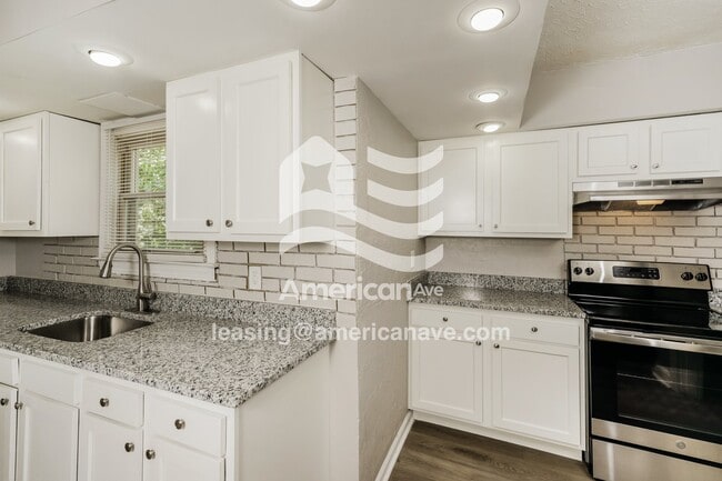 Building Photo - 1734 S 23rd St