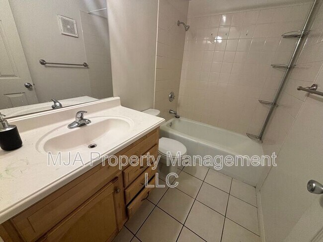 Building Photo - 1784 W 400 N