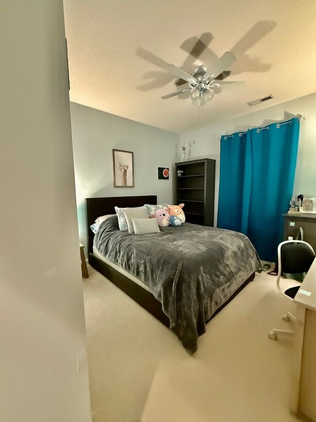Building Photo - 3BD/2.5BA Brick Townhouse in Chancellors W...