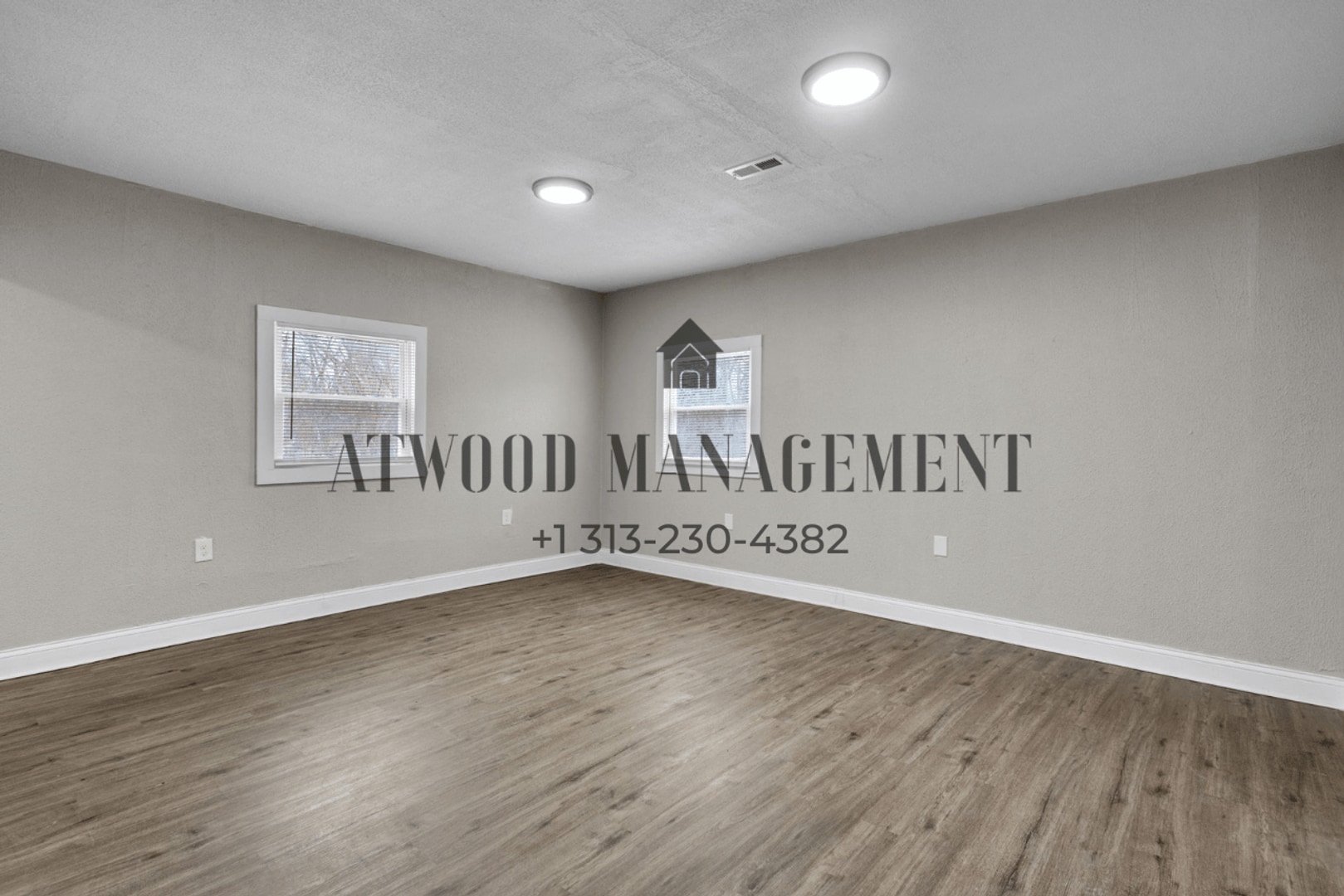 Building Photo - This beautifully updated 3-bedroom, 1-bath single-family home is ready for move-in!