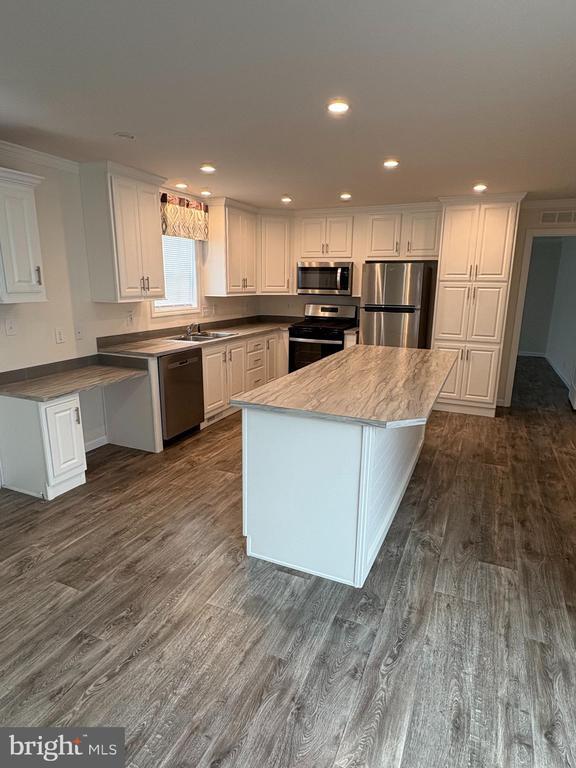 Building Photo - 119 Sherwood Forest Way