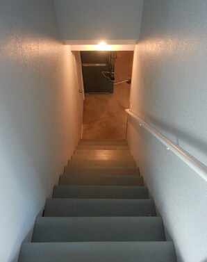 Building Photo - Fully rehabbed duplex with 3 bedrooms and 2 baths in Sugar Creek, MO