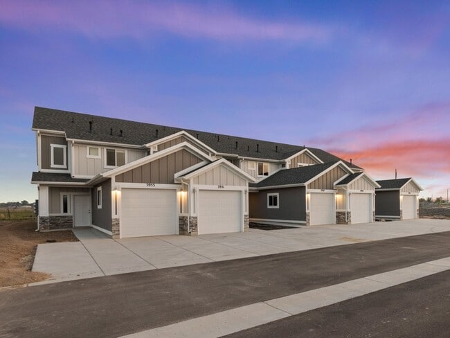 Building Photo - 2976 S 3525 W