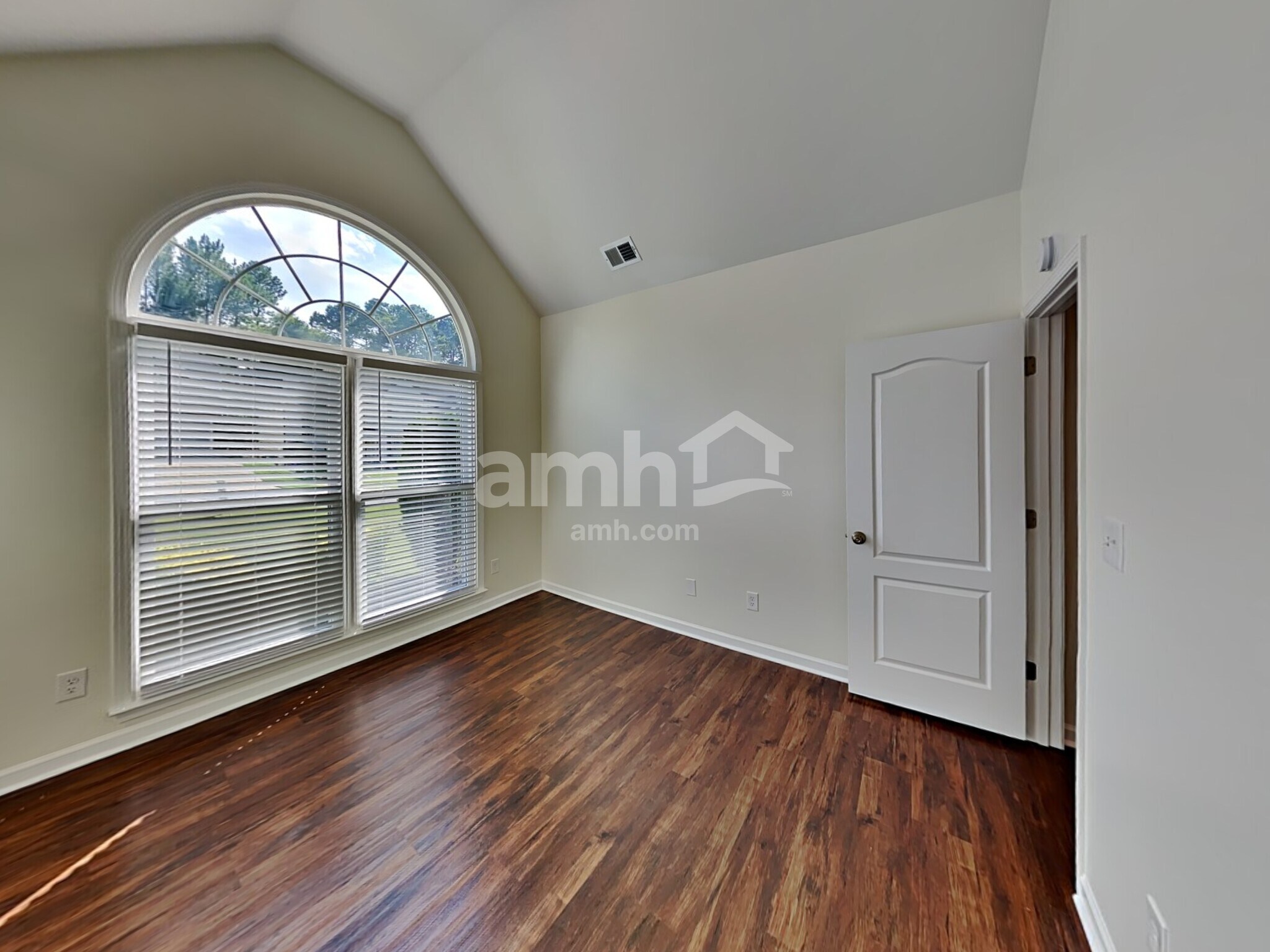 Building Photo - 4282 Moccasin Trail